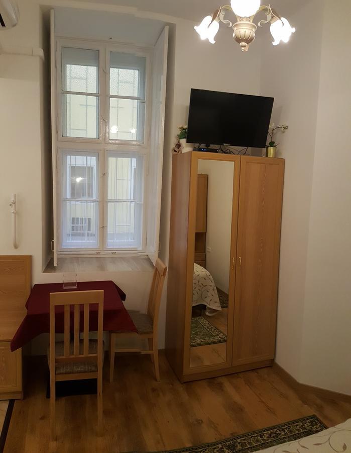 Authentic Akacfa Apartment 부다페스트 외부 사진