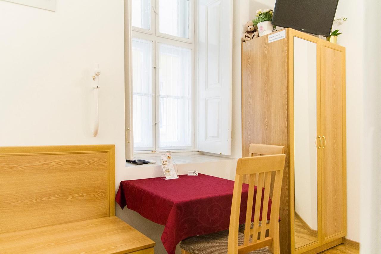Authentic Akacfa Apartment 부다페스트 외부 사진